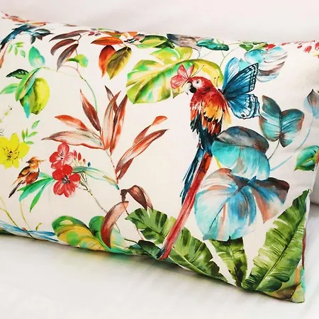 別荘 Welcoming House In Medros With Terrace