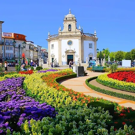 Welcoming House In Medros With Terrace バルセロス